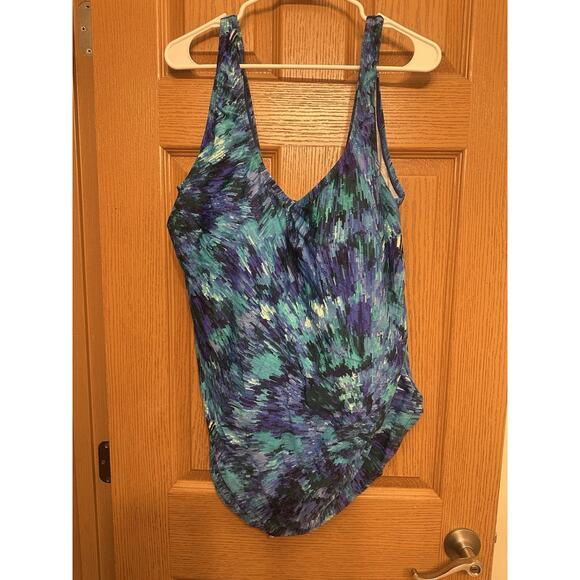 Beach Belle Women’s Sz 26 Blue Green One Piece Suit - Picture 1 of 7